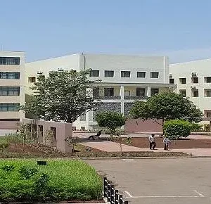 Padmashri Dr. Vithalrao Vikhe Patil Foundations Medical College & Hospital, Ahmednagar